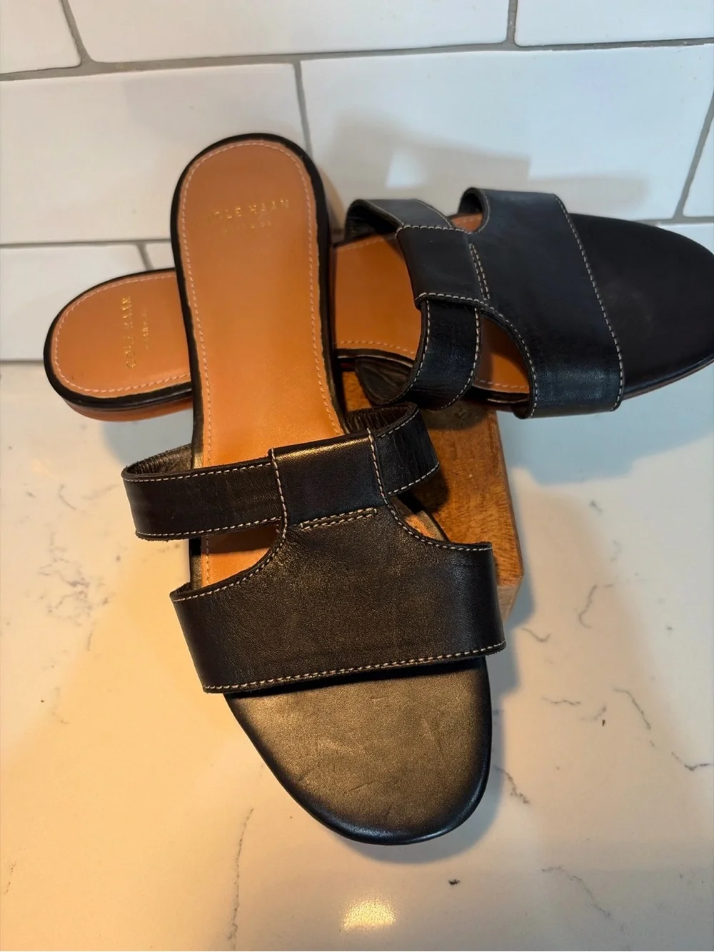 Cole Haan Grand.ØS Black Leather Slide Sandals Women’s Size 7